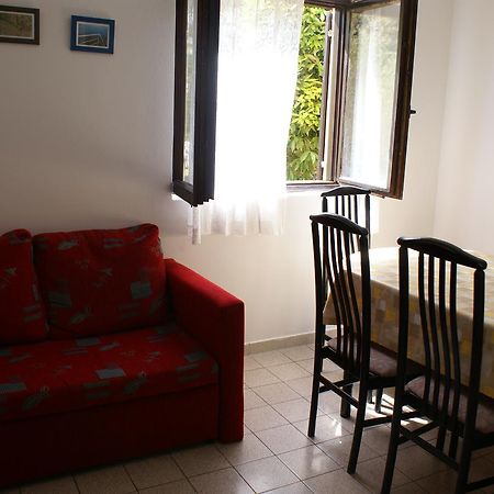 Apartment Ana M Krk Town Extérieur photo