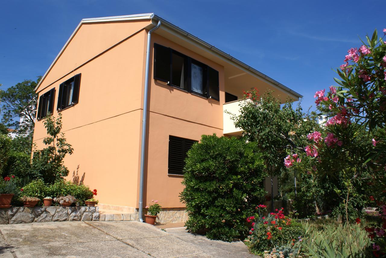 Apartment Ana M Krk Town Extérieur photo