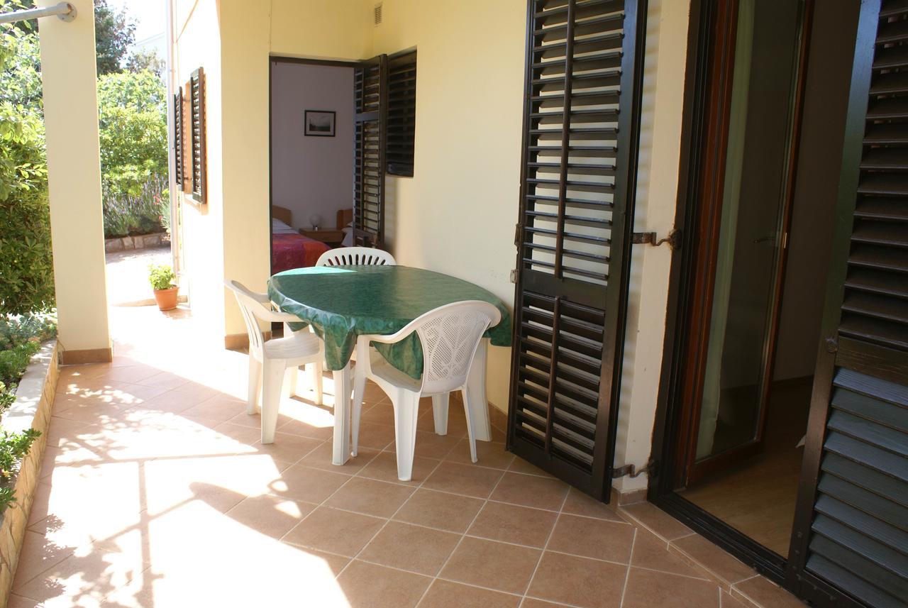 Apartment Ana M Krk Town Extérieur photo