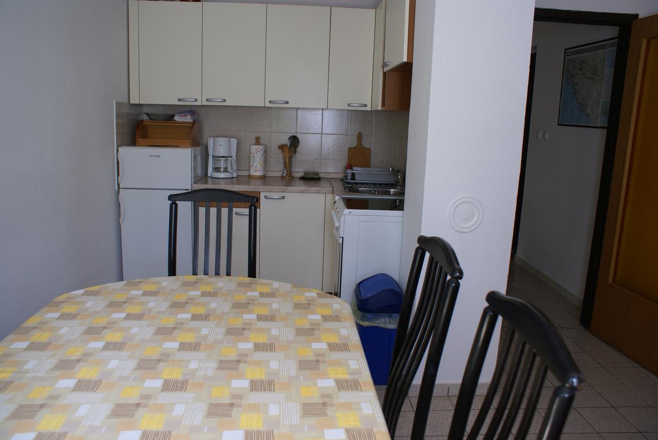 Apartment Ana M Krk Town Extérieur photo